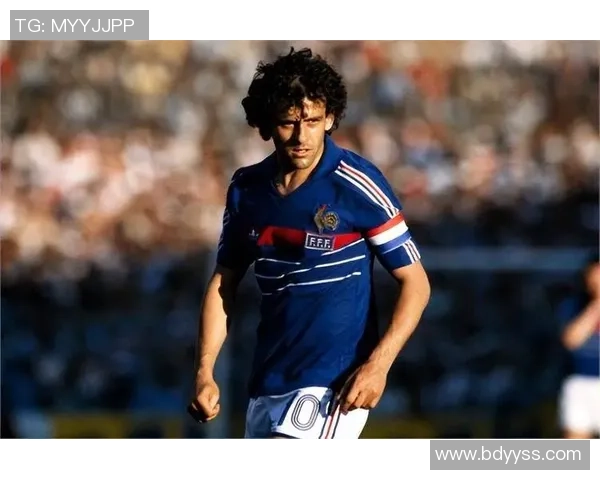 世界足球界那些以帅气外表闻名的球星盘点与解析 世界足球界那些以帅气外表闻名的球星盘点与解析